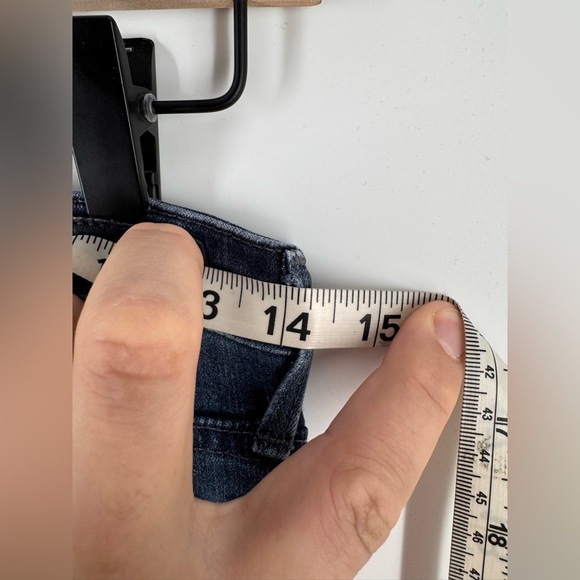 AG Goldshmied The Prima Mid-Rise Cigarette 27R - Picture 7 of 8